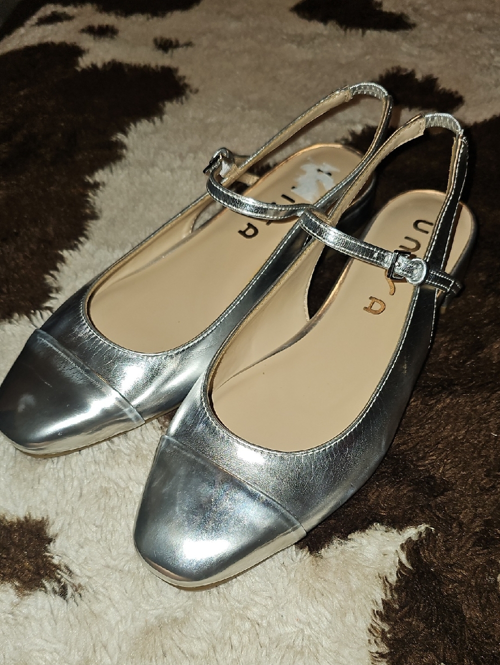 NWOT Unisa Metallic Silver Slingback Mary Jane Flats